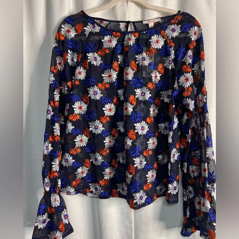 Anthropologie x Ella Moss Daisy Embroidered Top - Picture 3 of 8
